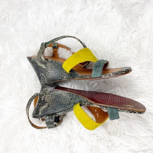 Chie Mihara Finde Suede & Leather Colorblock Wedge Sandals - Picture 5 of 9